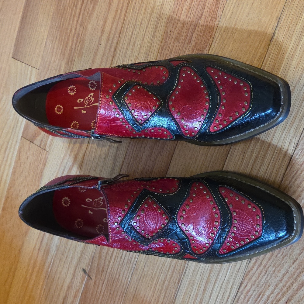 L'Artiste Studded Red & Black Genuine Leather Loafers Pumps